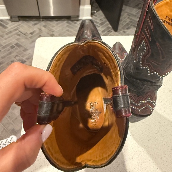 Old Gringo Black and Red Leather Boots - Picture 4 of 13